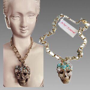 Betsey Johnson Crystal Skull Floral Crown Gold Mesh Woven Link Chain Necklace
